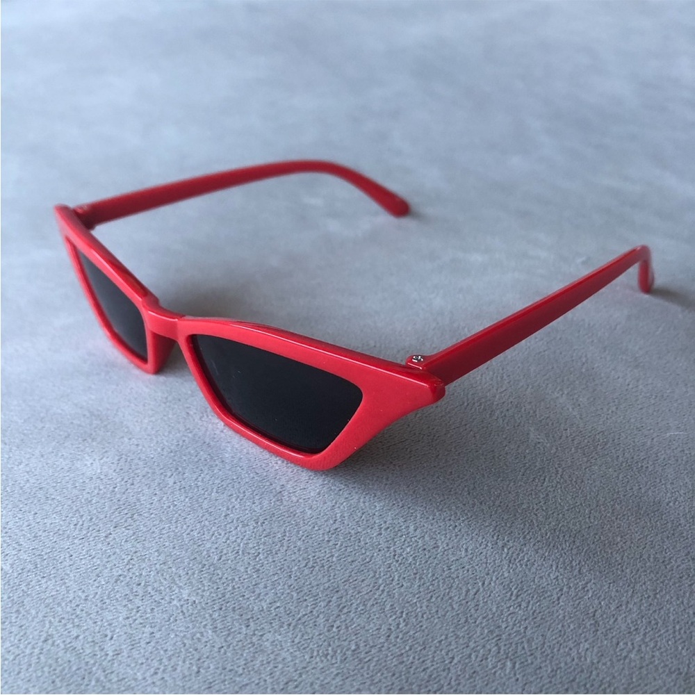 Red Cat Eye Sunglasses with Black Lens ~ Brand New!